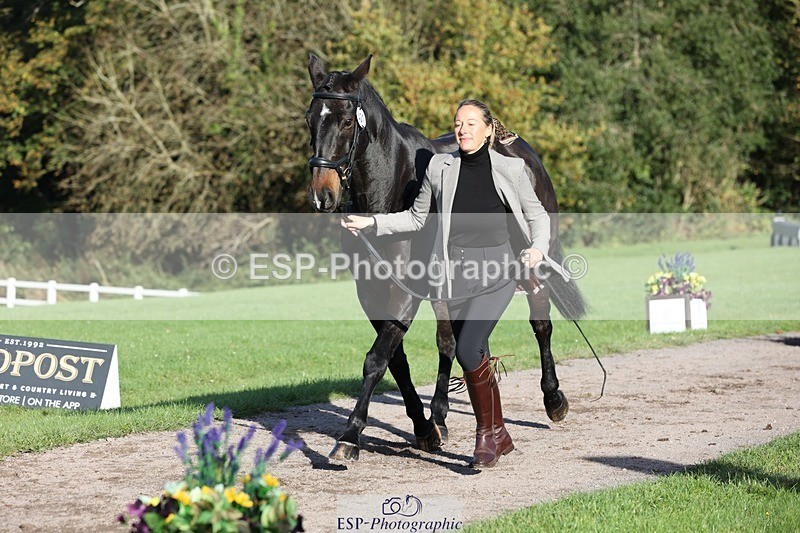 241027-093535-15372 - 421-Marie.Webber-BENNY'S.DOUBLE.DIAMOND