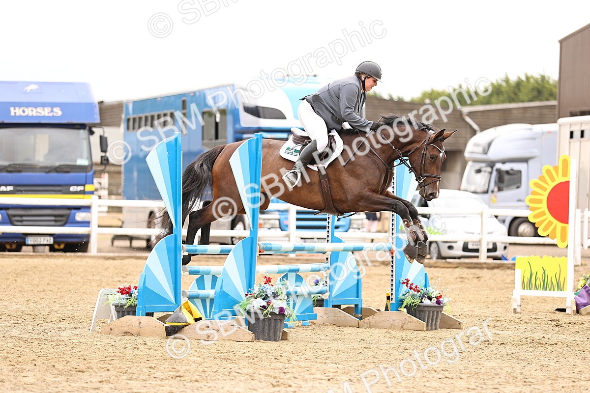 SBM_012881 - Class 13 - Senior British Novice - 90cm Open