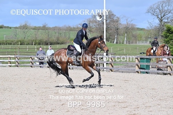 BPP_9985 - CLASS 19 SUN Senior British Novice/ 90cm Open