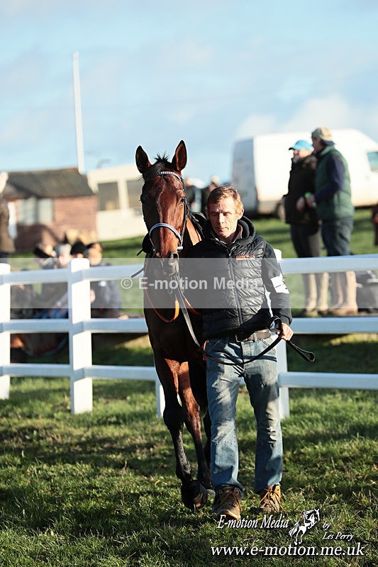 PtP 301125  0667 - Hursley Hambledon Point-to-Point Larkhill Racecourse 30/11/2025