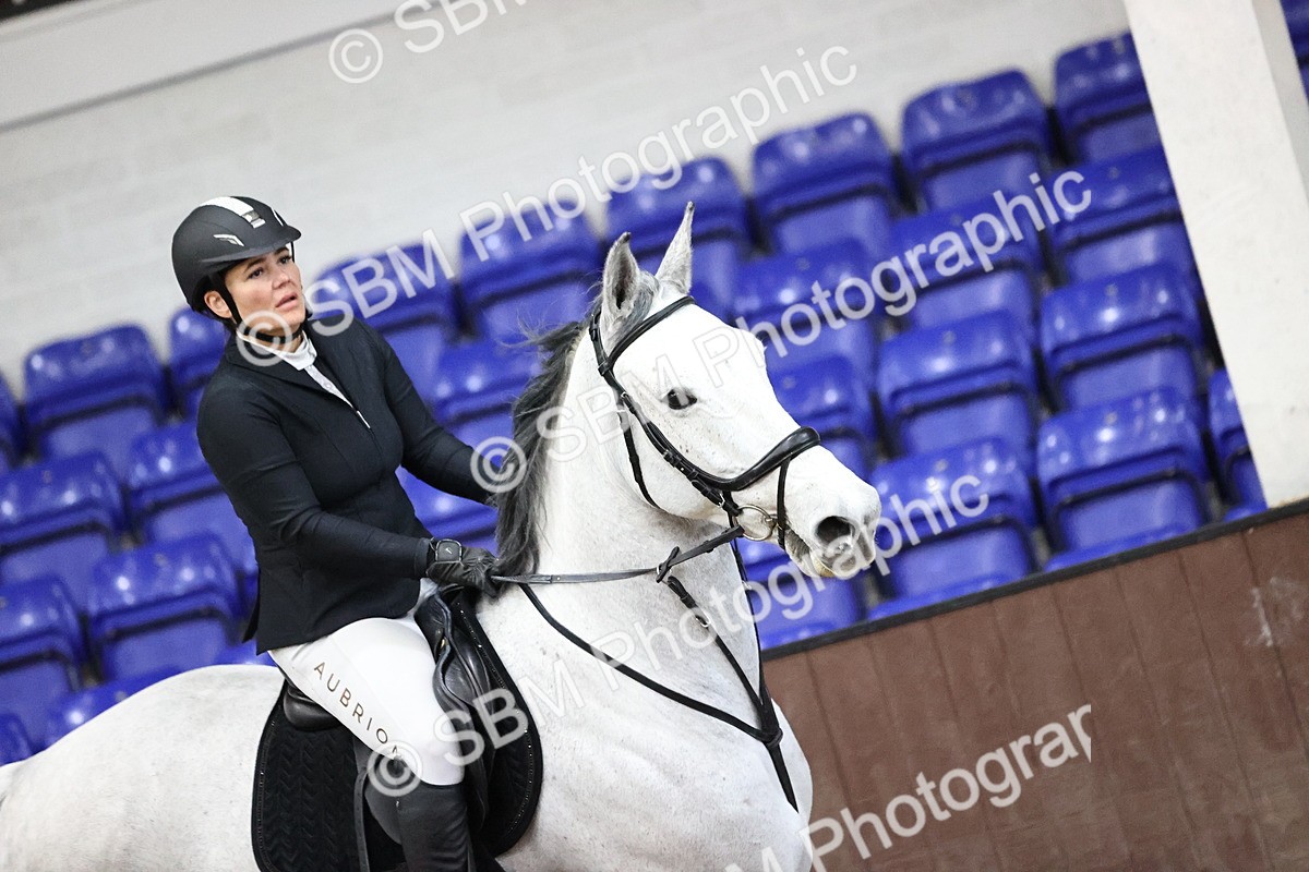 SBM_006161 - Class 16 - Senior Newcomers - 1.10m Open