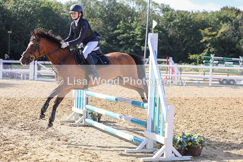 3E7A8353 - Class 4: Pony British Novice/80cm Open