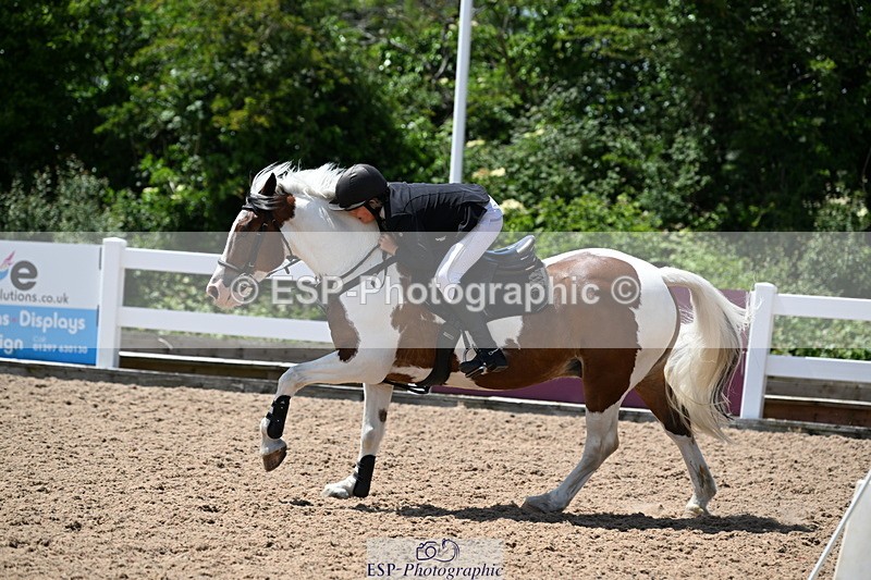 240609A-133804-05808 - Cls 25 Pony Newcomers and 1m Open
