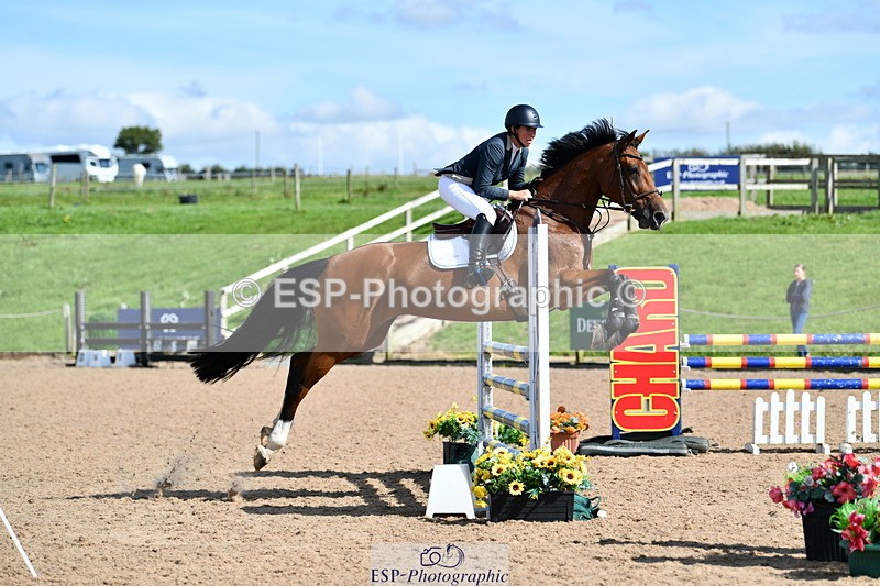 240914A-120718-07011 - Cls 14-S Snr Newcomers