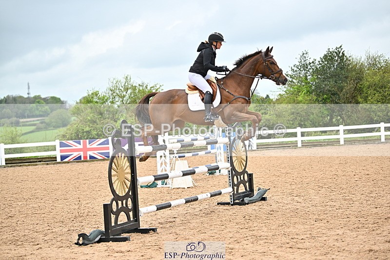 240501A-142042-01029 - Cls 8 Snr Foxhunter and 1.20m Open