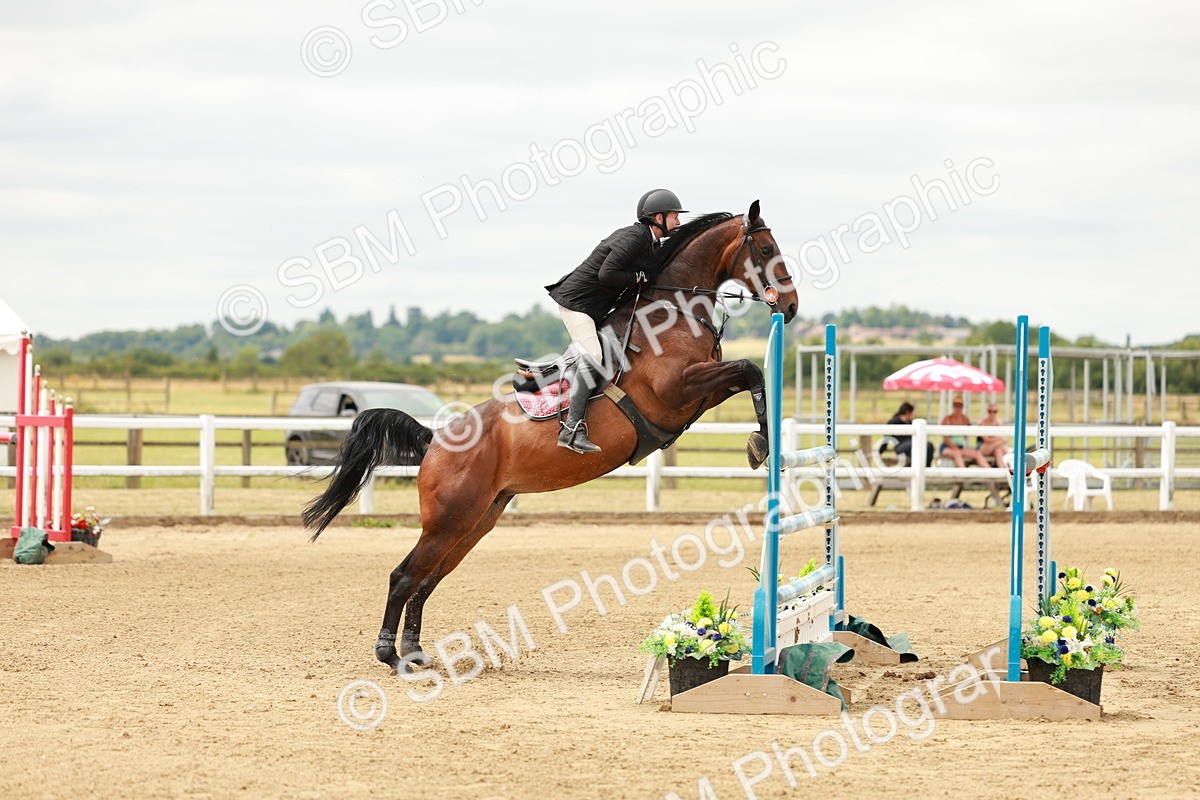 SBM_017517 - Class 21 - Senior Newcomers Championship 2d Rd