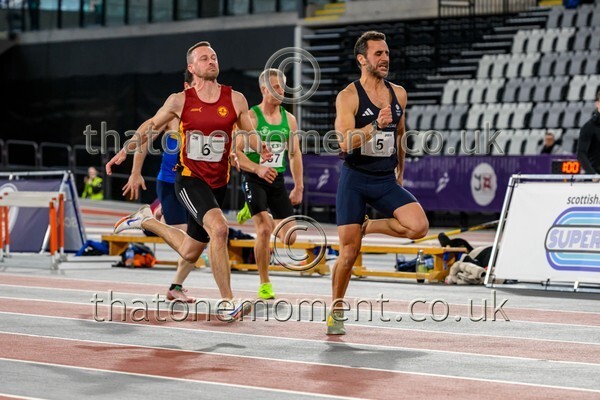 MastRelay26-916045 - Masters Set One