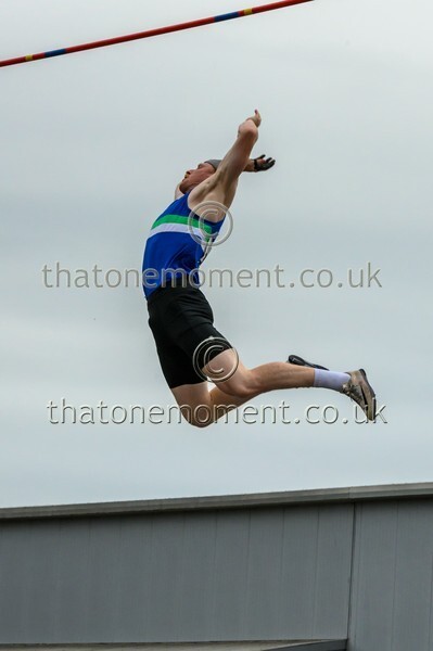 Sen25SAT-914619 - Field Male Set One