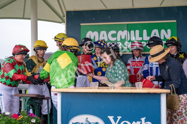 150624-L-Macmillan Ride Of Their Lives-4350 - 12.30pm Macmillan Ride of Their Lives