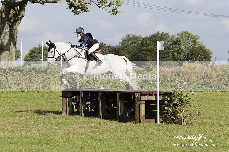  WWHT 171021 3306 - Intermediate (0.90m)  17/10/21