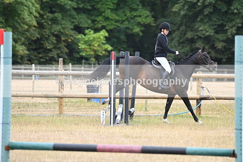 WJ6_9682 - Class 12 Minimus Jumping 45cm
