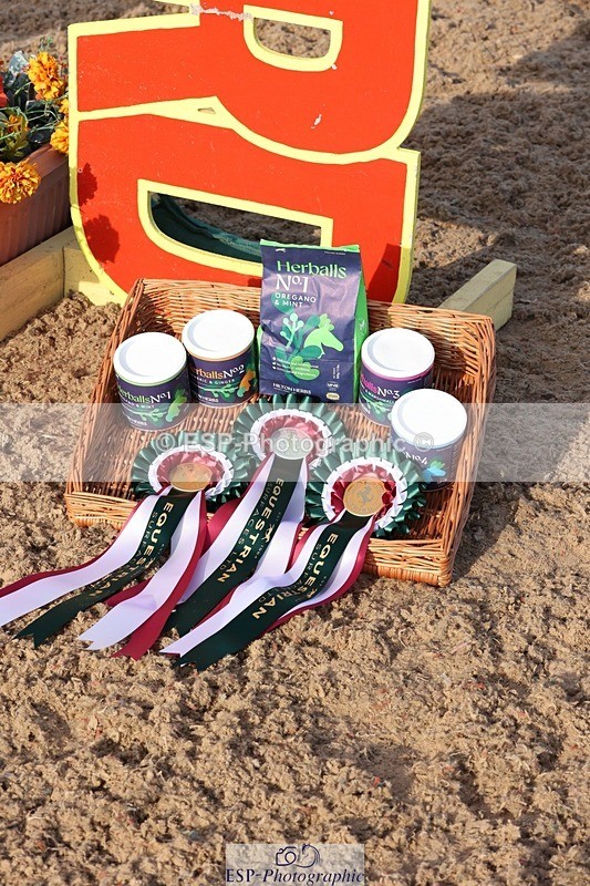 250629-190718-14102 - Cls 39-41 Children on Horses