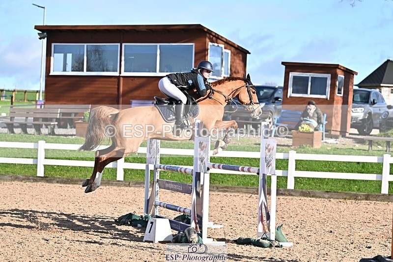 251119-131748-00446 - Cls 4 Newcomers and 1.10m Open