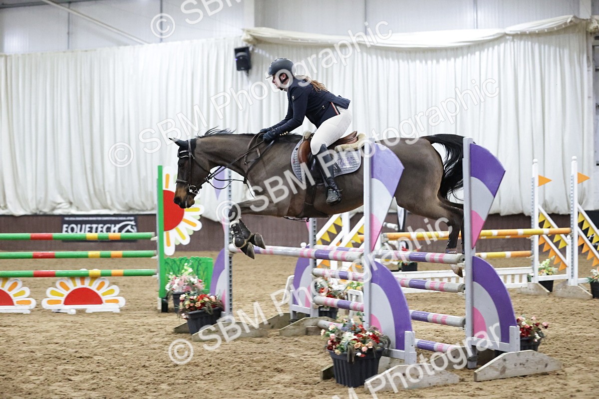 SBM_000781 - Class 3 - Nupafeed Supplements Senior Discovery/ 1m Open