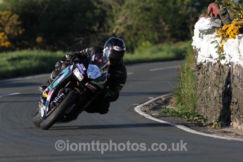 Mark Parrett BMW / C and C LTD - Monday Practice Solos