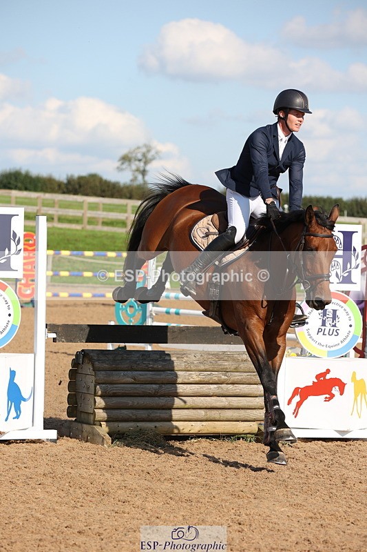 230915A-155728-02987 - Cls 6 Snr 1.05m Derby