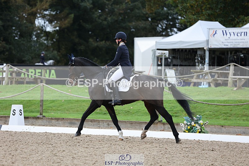 241024-094554-01154 - 130-Imogen.White-BE.TOUCHABLE