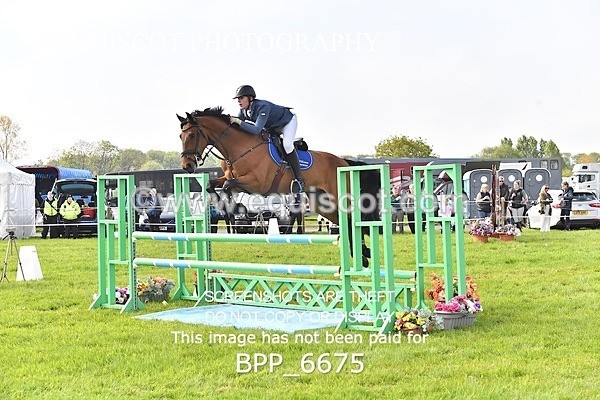 BPP_6675 - CLASS 2 RHS Classic Champ Qual (1.20m)