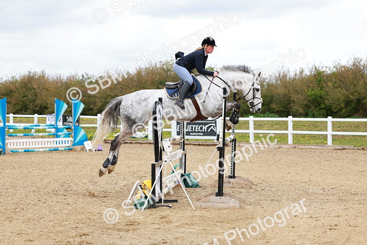 SBM_002534 - Class 10 - Senior Newcomers - 1.10m