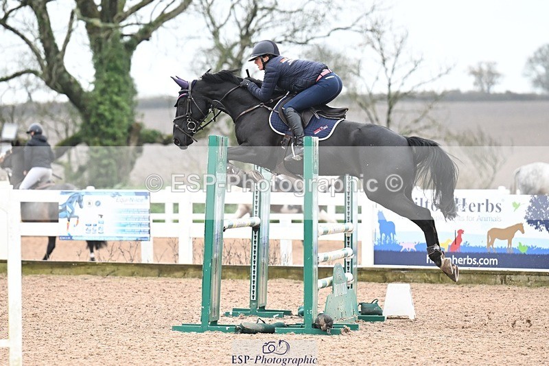 251105-124455-00532 - Cls 04 Newc & 1.10m Open