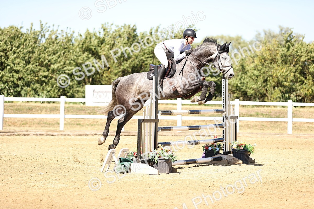 SBM_015424 - Class 16 - Senior foxhunter - 1.20m Open