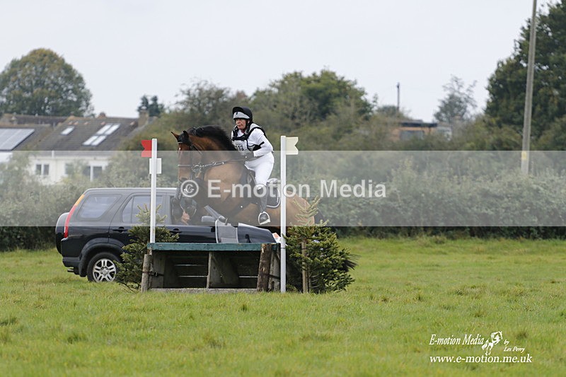  WWHT 171021 2218 - Novice Pairs (0.80m)  17/10/21