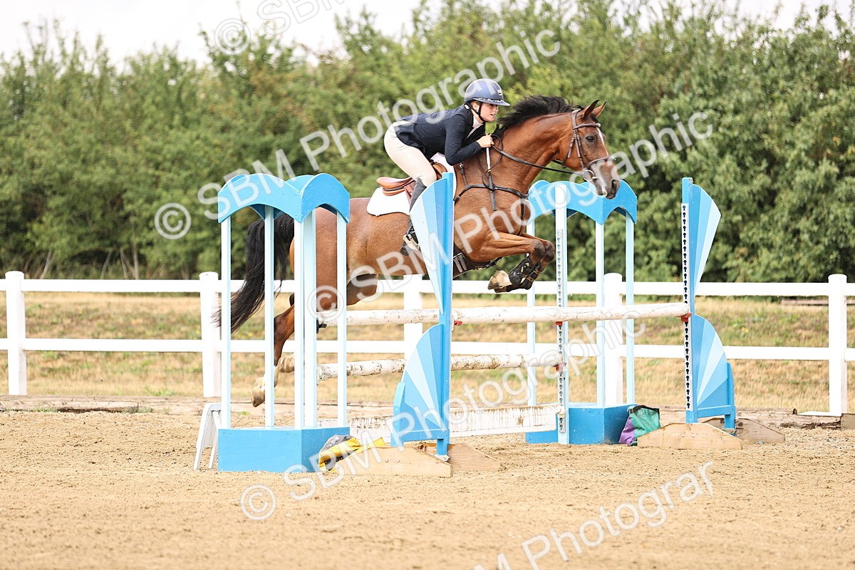 SBM_026674 - Class 12 - Amateur Championship Qualifier 1.05m