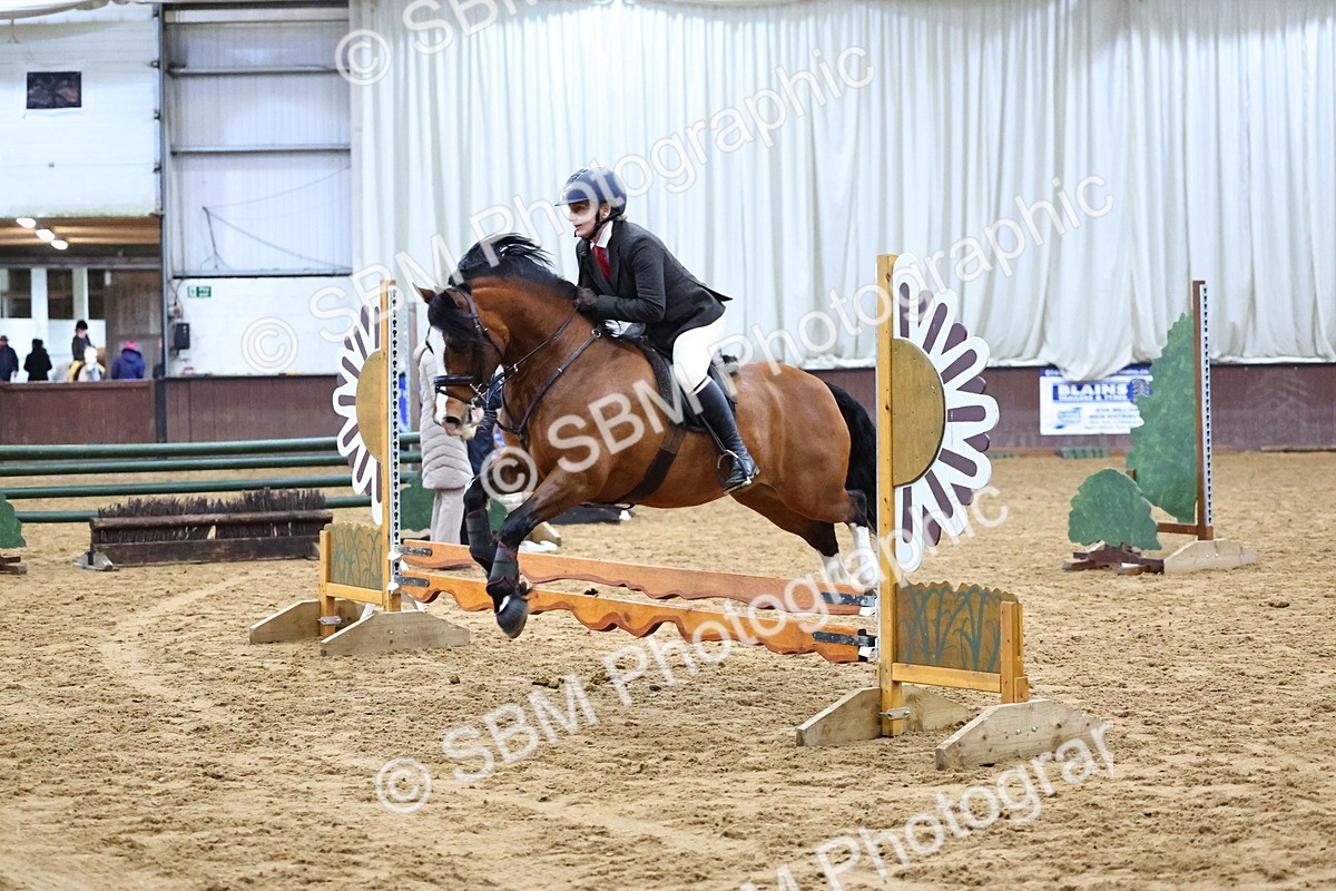 SBM_003181 - Class 35 - 60cm Training Stakes