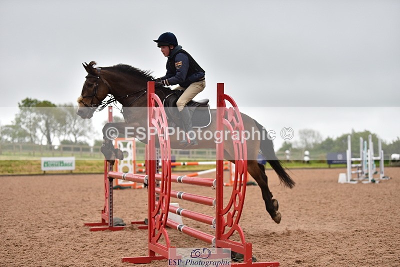 240528A-182242-00884 - 90cm