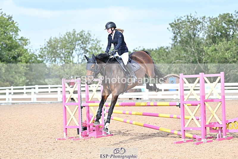 241004A-124115-02004 - Fri 09 95cm Amateur Quals