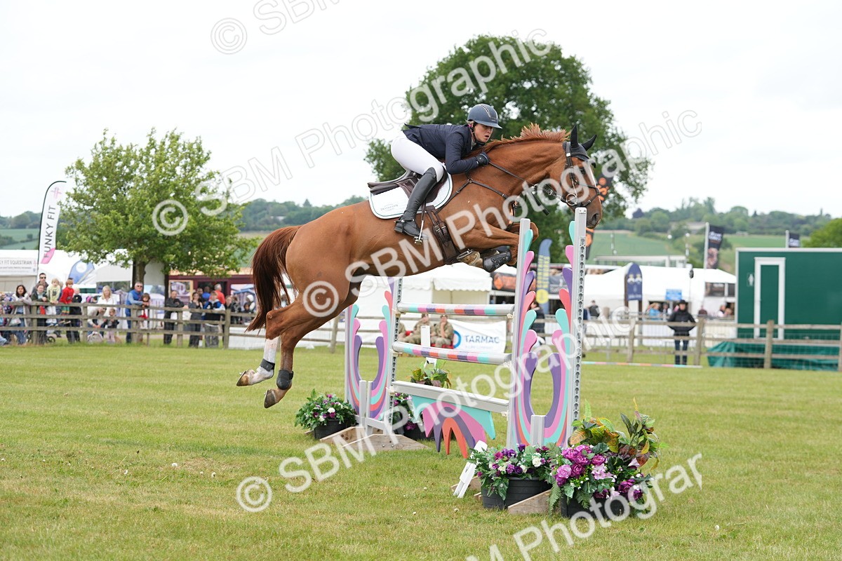 SBM_05318 - Class 201 - British Horse Feeds Speedi Beet Horse of the Year Show Grade  C