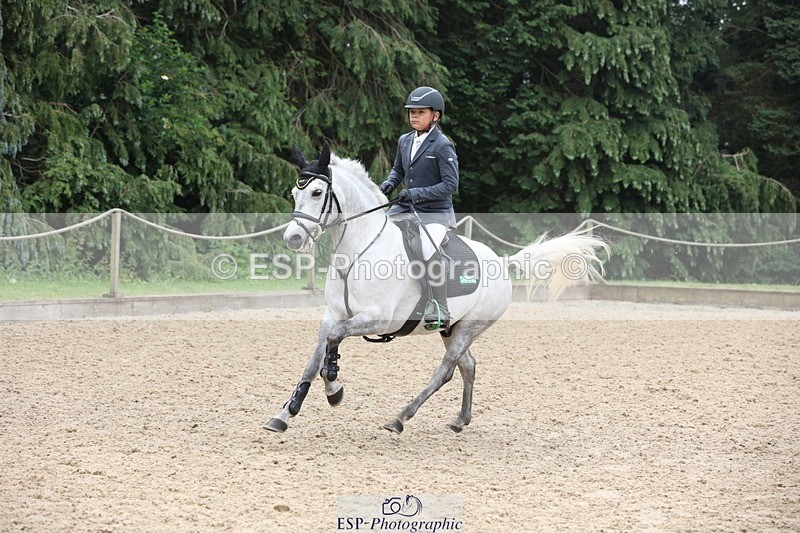 230618-100436-09921 - Cls 19 Pony Intro 1m