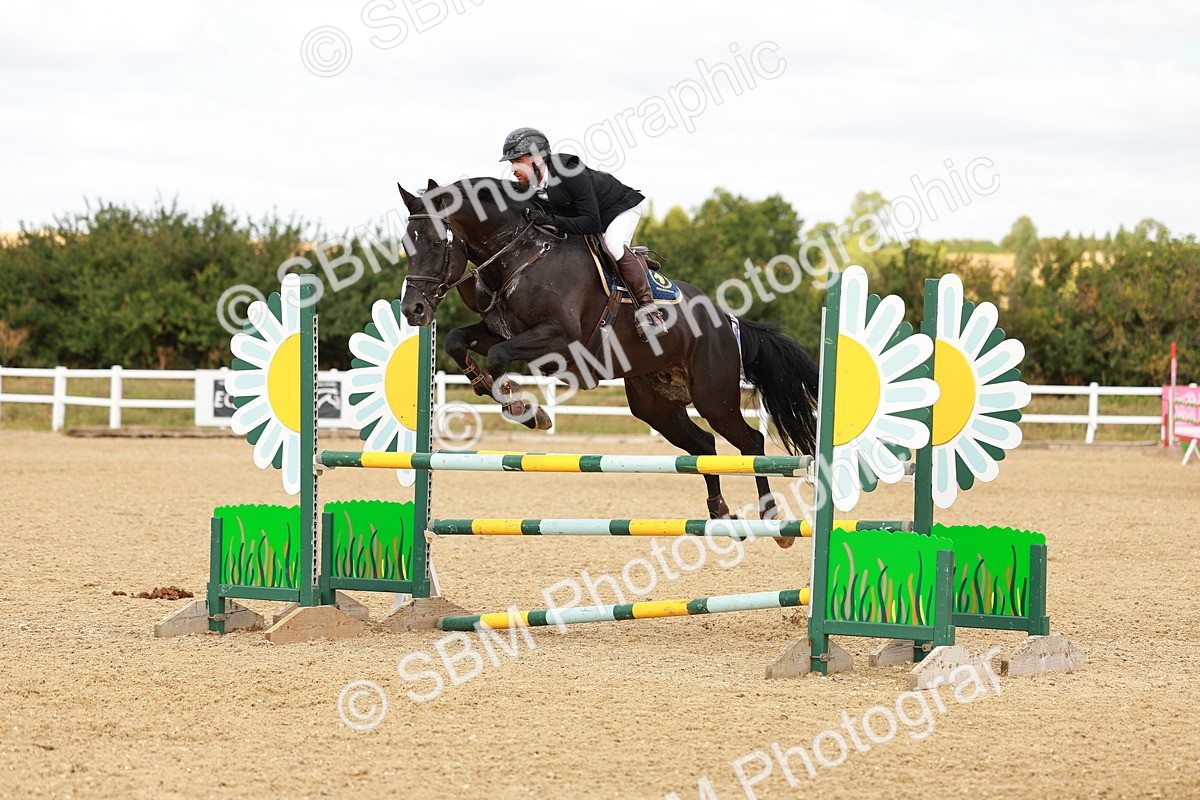 SBM_007141 - Class 4 - Senior British Newcomers - 1.10m