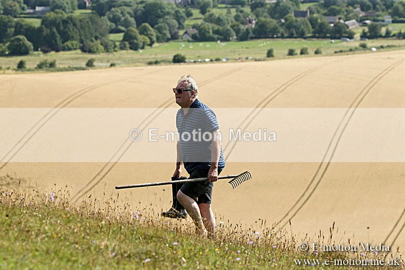 PE270719 0051a - Alton Barnes White Horse re-chalking 29/07/19