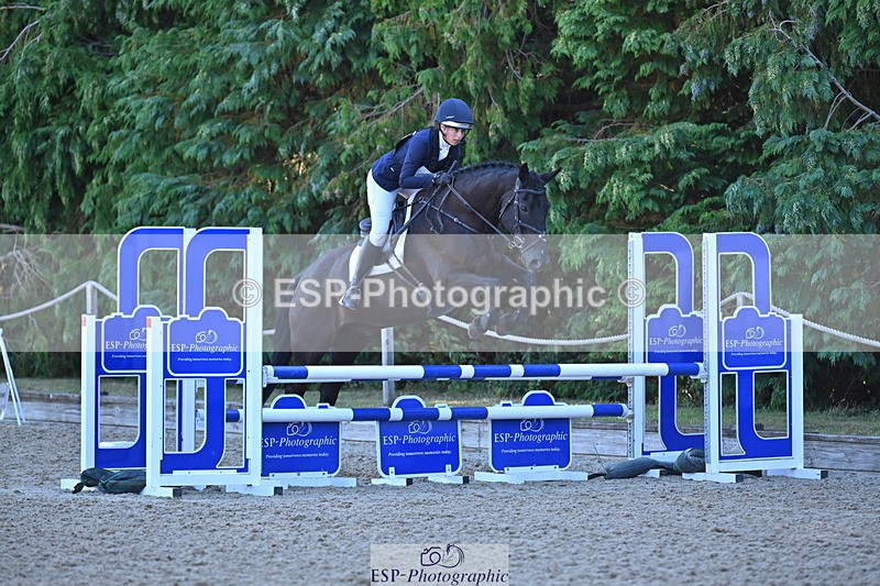 250802A-092131-00038 - A-002-Hannah.Cliffe-RV.OLIE