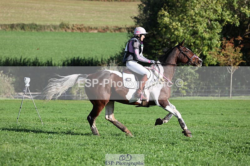 241025-104919-06344 - 004-Claire.Deuten-FOXRIDGE.HIGH.JINX