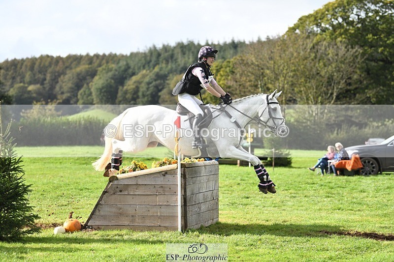 231020-140323-09647 - 114-LATINA'S.TWINKELING-Pippa.Haslam-XC