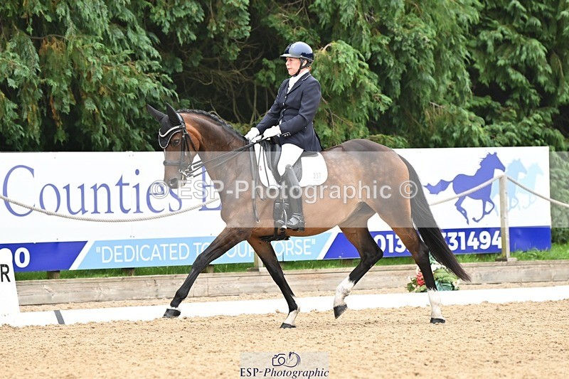 240811-123756-05769 - 237-Debbie.Summerfield-I.Cleo