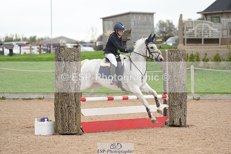 250920-102045-00594 - Cls 5 Pony British Novice and 80cm