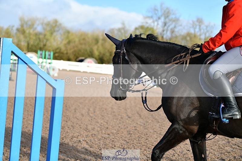 231110A-101322-00042 - Cls 1 Clear Round