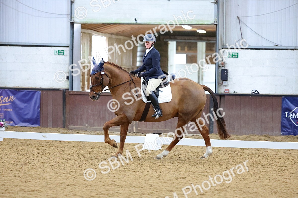 SBM_001051 - Novice