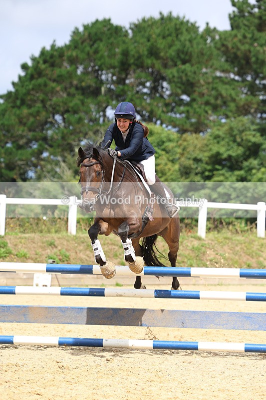 3E7A5141 - Class 4: Senior British Novice/90cm open