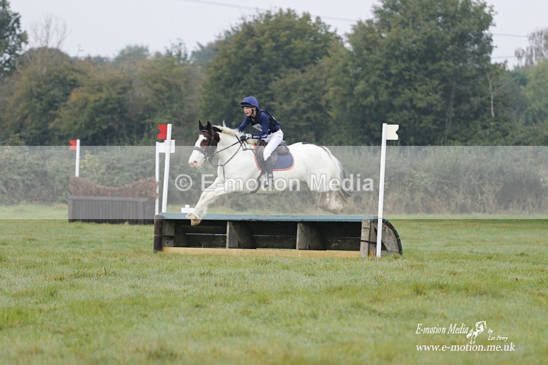 WWHT 171021 0616 - Novice Restricted (0.80m)  17/10/21
