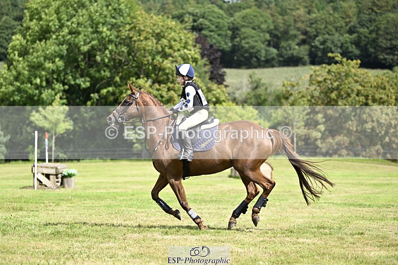 240825X-114605-32606 - 70cm XC 11.00 to 12.00