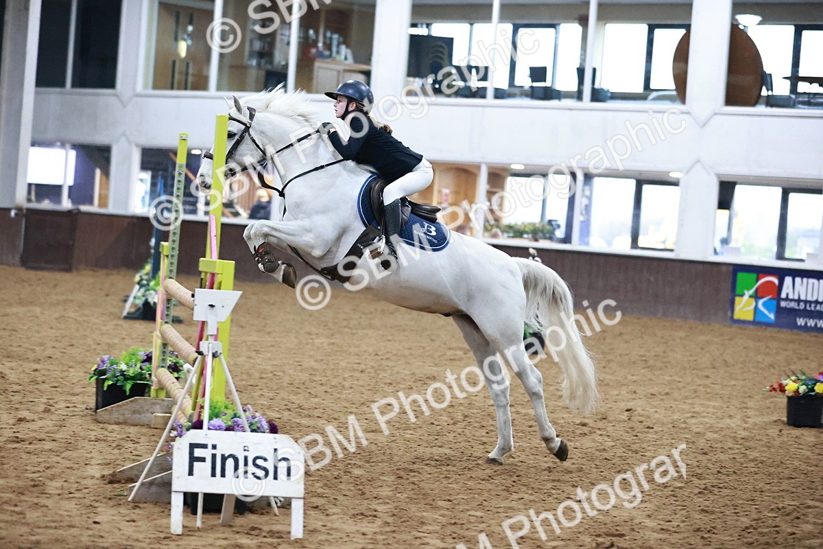 SBM_003116 - Class 13 - Blue Chip Pony Newcomers 1.00m