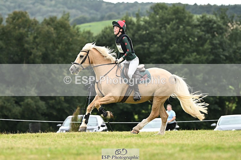 240825X-154924-36580 - 80cm XC 15.30 to 16.30