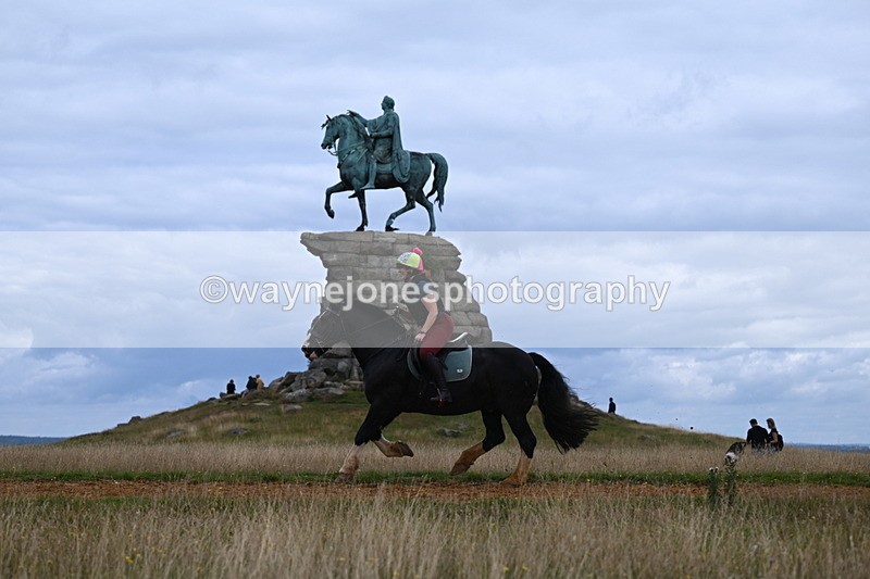 DSC_6535 - Time at Statue 12:45 to 13:15