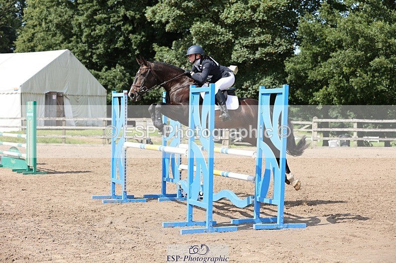 240803-153140-08927 - 269-Lauren_Dawson-BLAKNEYS_DAISY