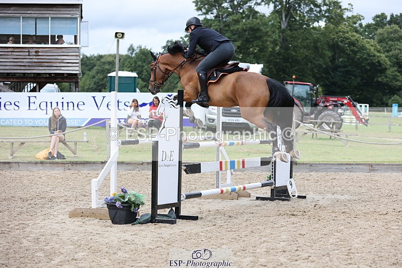 250705A-175112-16653 - Cls 37 1.05m Amateur Quali