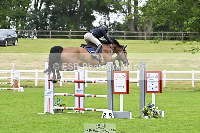 250613A-131257-02116 - Cls 3 Snr Foxhunter